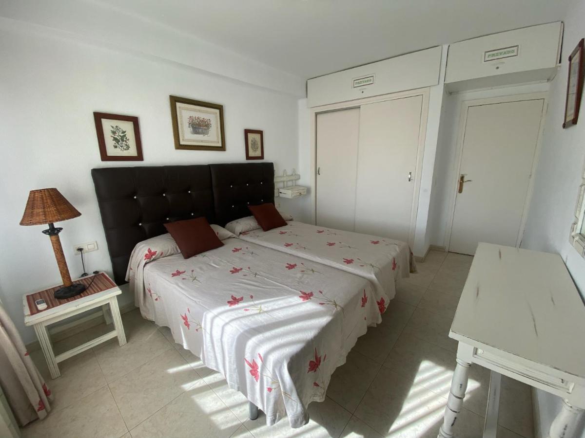 Apartamento Coronado Centro Нерха Екстер'єр фото